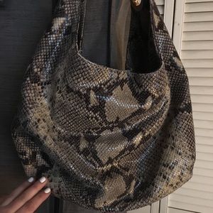 Michael Kors beautiful purse